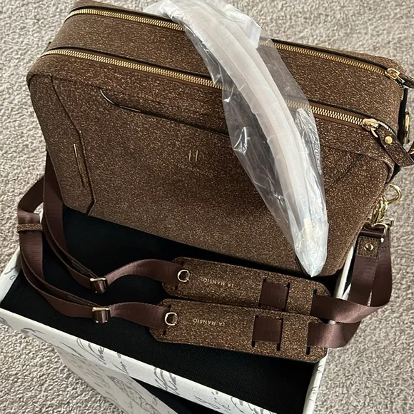 La Mansio Air in Cork w/ straps and pads - Picture 3 of 9